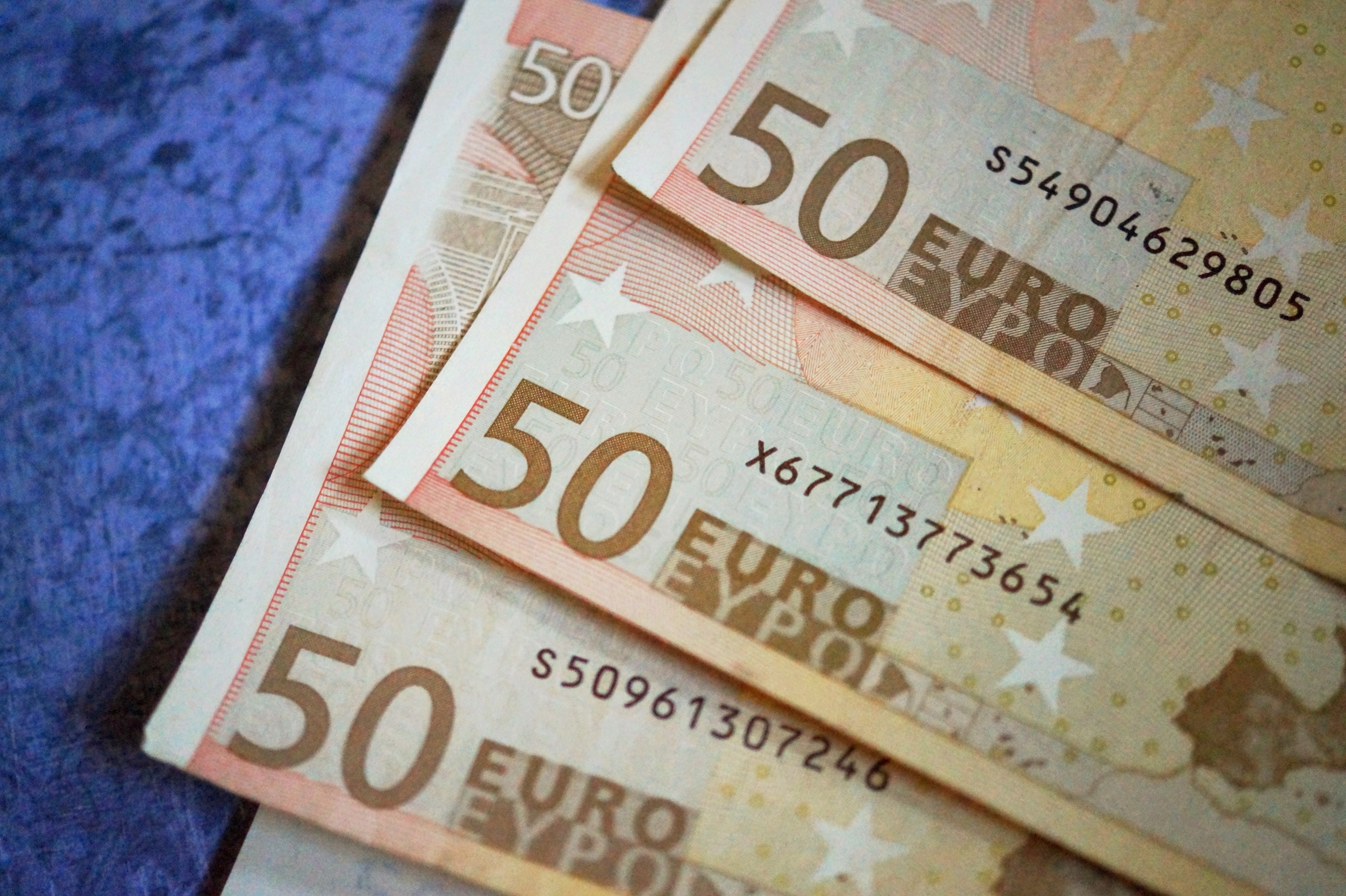 Ristrutturazione del debito e procedure di esdebitamento per i consumatori Consumatore che versa in uno stato di sovraindebitamento